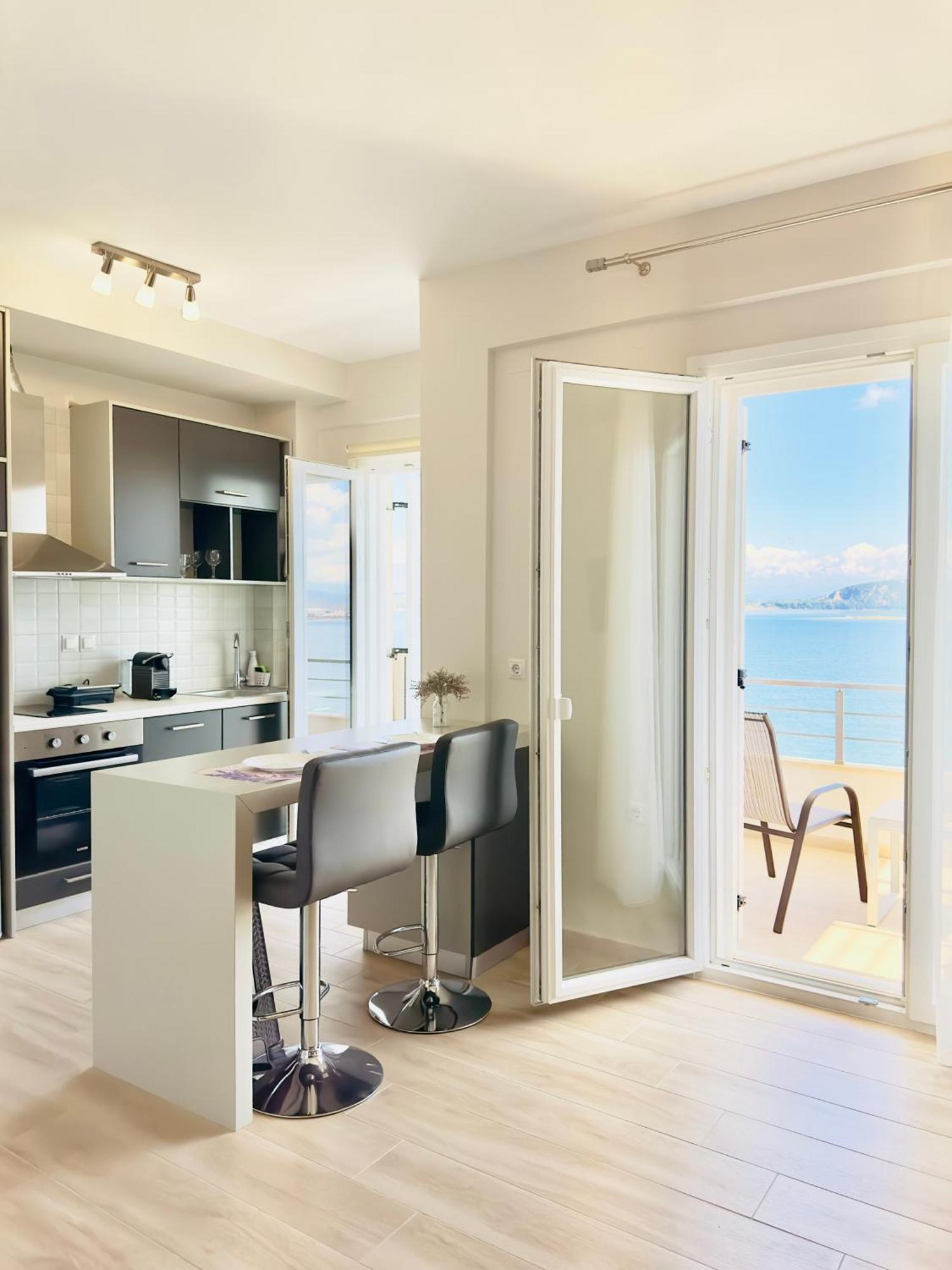 Bluish 3A Appartement Preveza Buitenkant foto