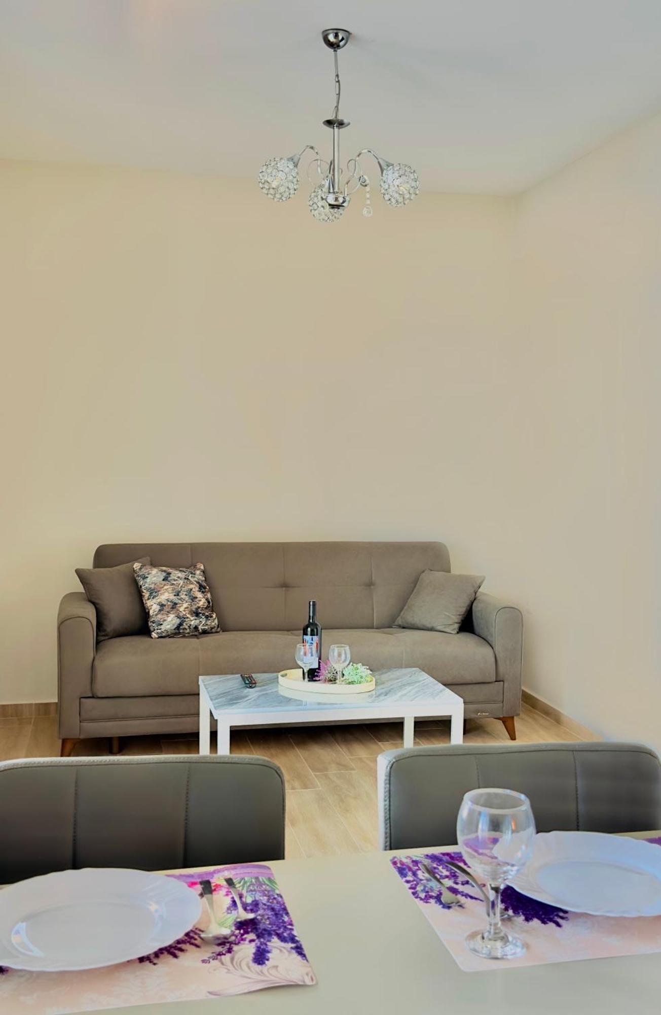 Bluish 3A Appartement Preveza Buitenkant foto