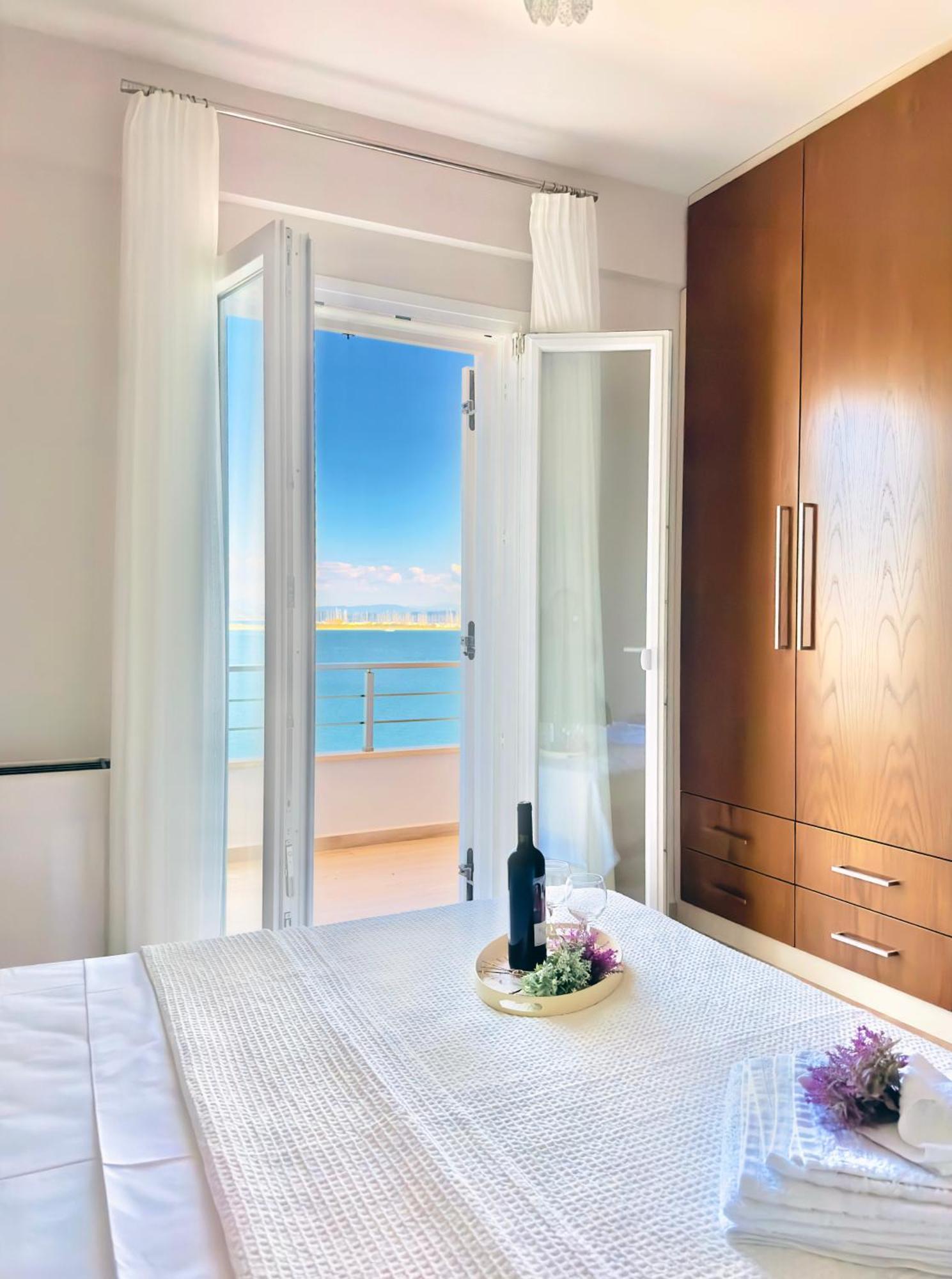 Bluish 3A Appartement Preveza Buitenkant foto